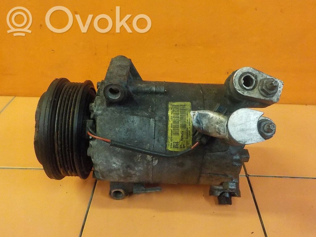 Ford Focus Air conditioning (A/C) compressor (pump) 