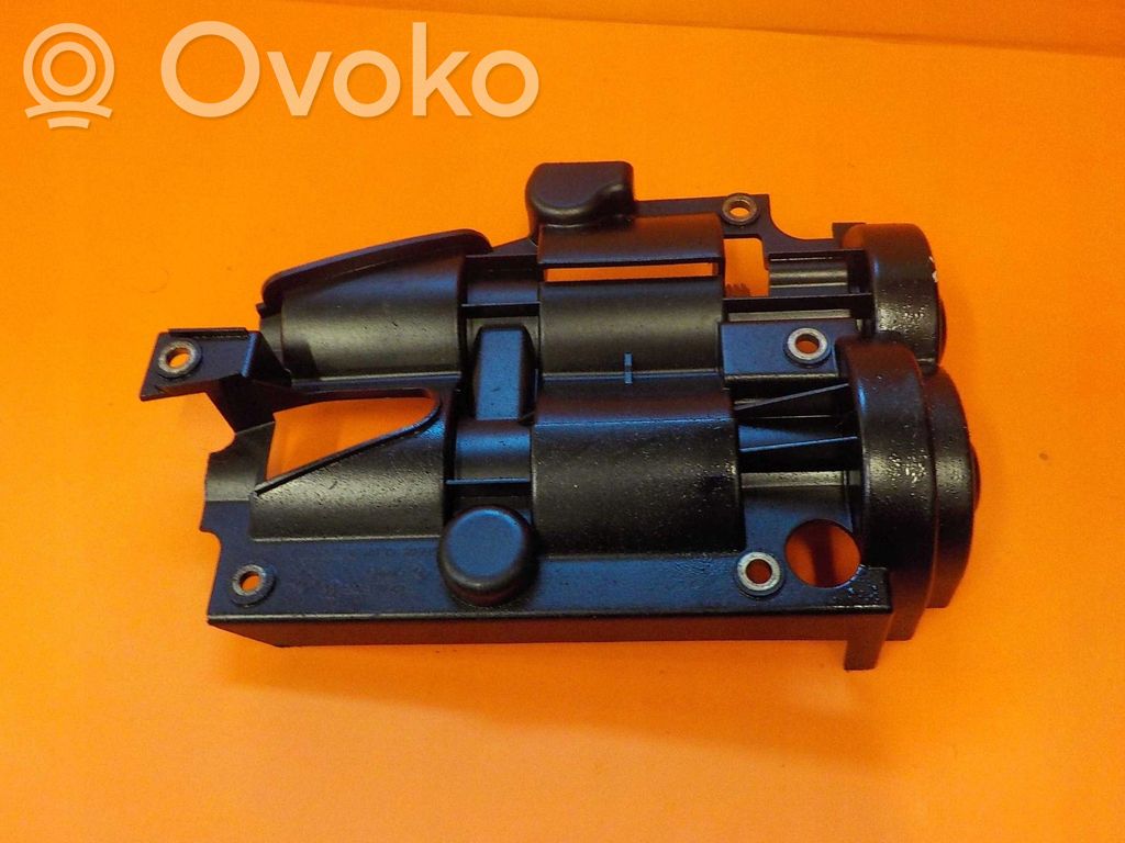 Muu moottoritilan osa   8200118053B