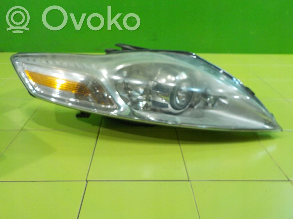 Ford Mondeo MK IV Lampa przednia 