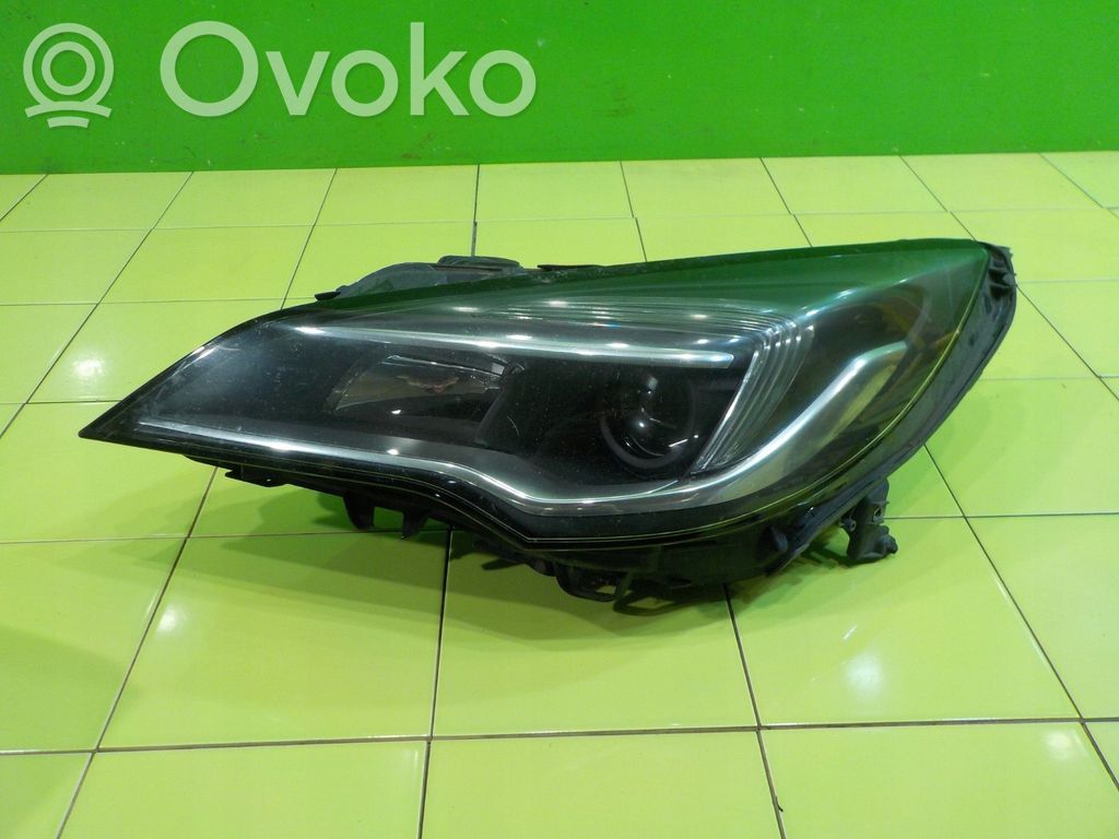 Opel Astra K Lampa przednia 