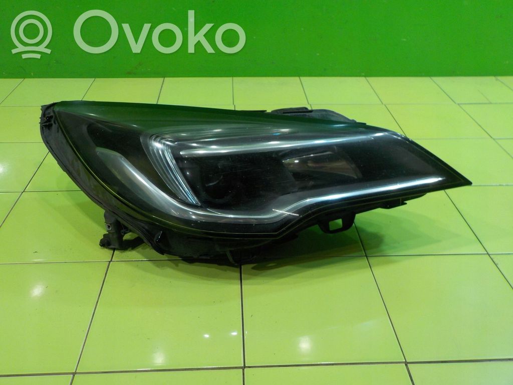 Opel Astra K Lampa przednia 