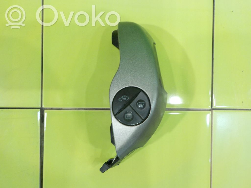 Toyota Prius (XW20) Inne przełączniki i przyciski 