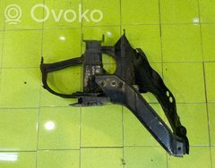Mercedes-Benz CLS C219 Longeron support avant 