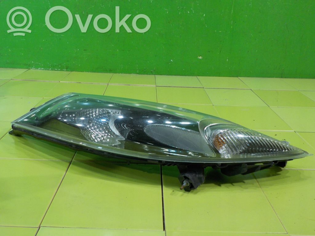 Nissan Juke I F15 Lampa przednia 