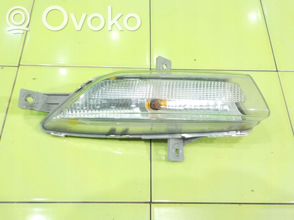 Opel Astra J Priekinis posūkio žibintas 