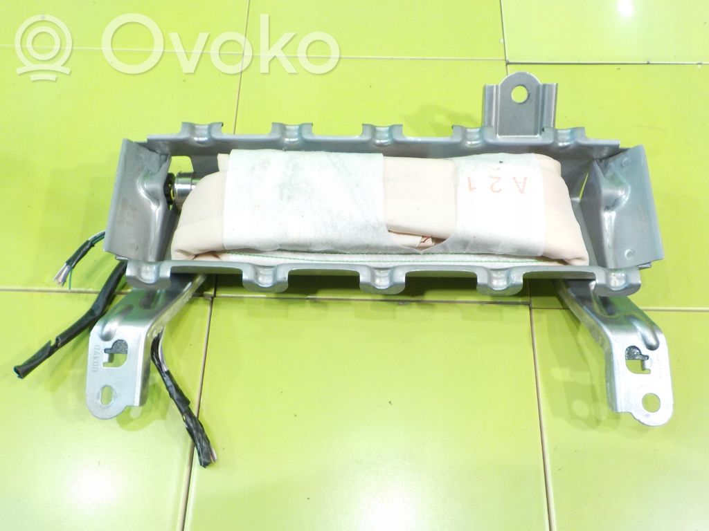 Toyota iQ Airbag pentru genunchi 