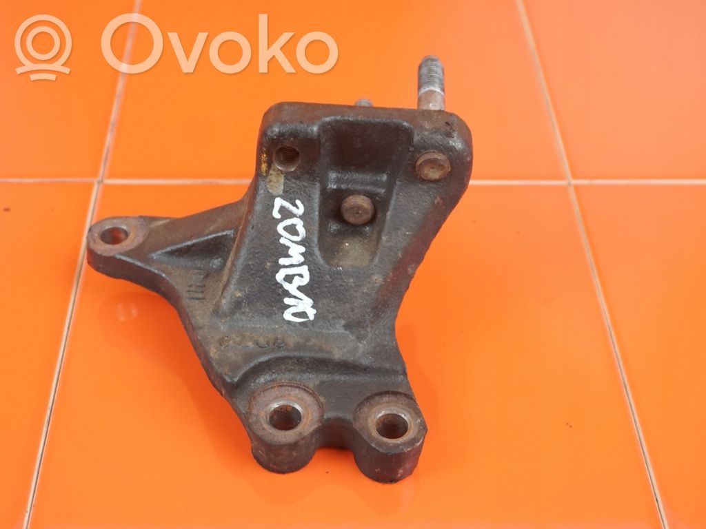 KIA Soul Variklio tvirtinimo kronšteinas 
