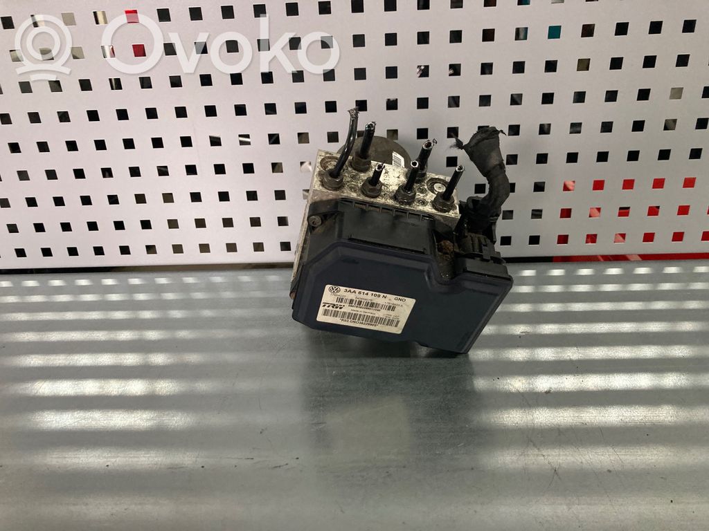 Volkswagen PASSAT B7 ABS bloks 