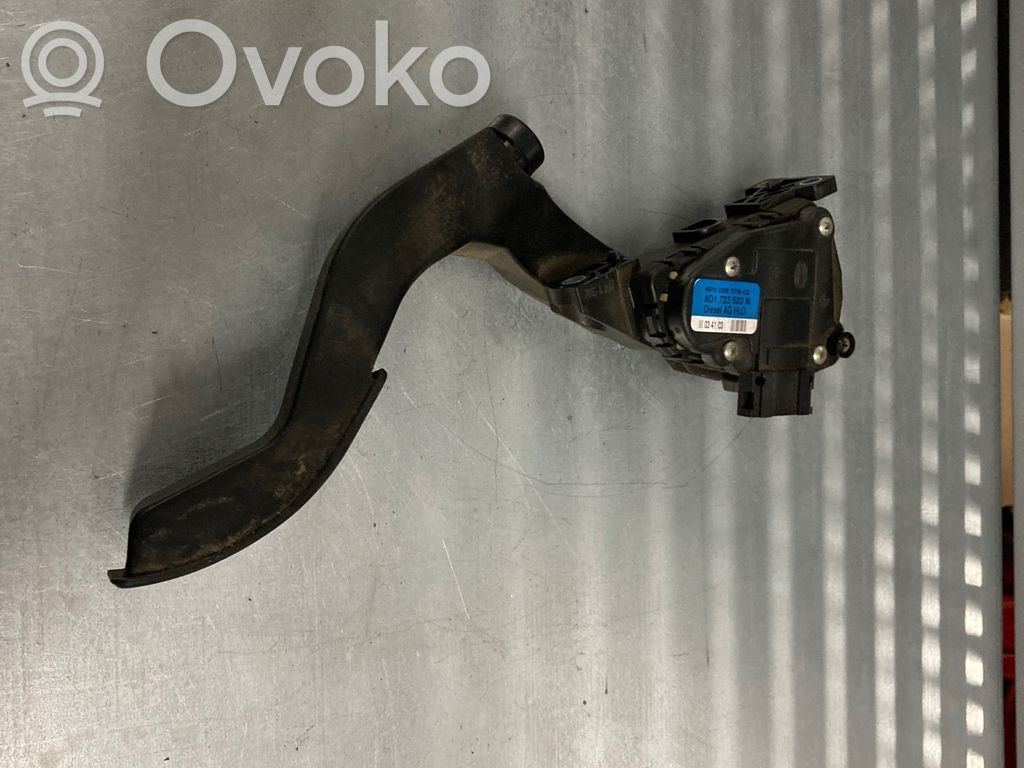 Volkswagen PASSAT B5.5 Accelerator throttle pedal 