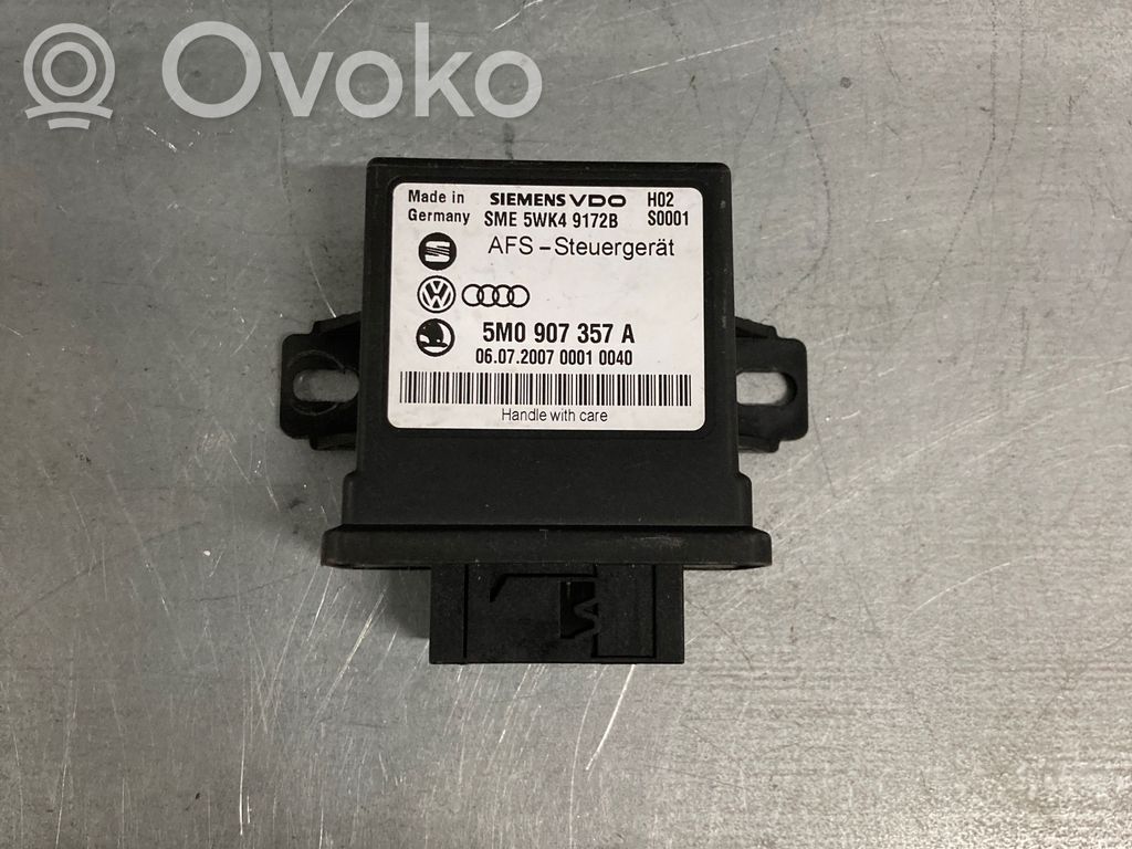 Volkswagen Touran I Light module LCM 