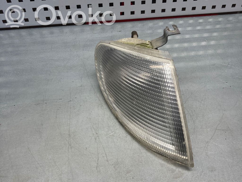 Volkswagen Sharan Front indicator light 