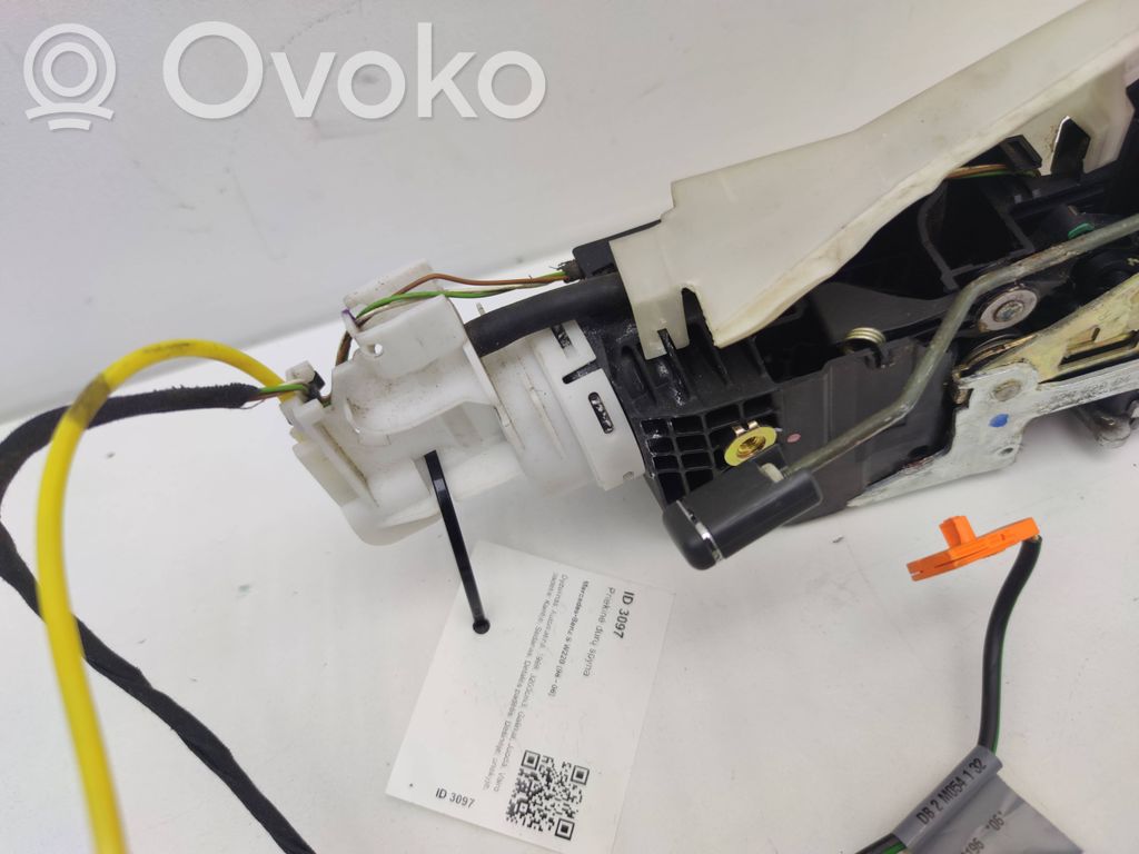 Mercedes-Benz S W220 Front door lock 