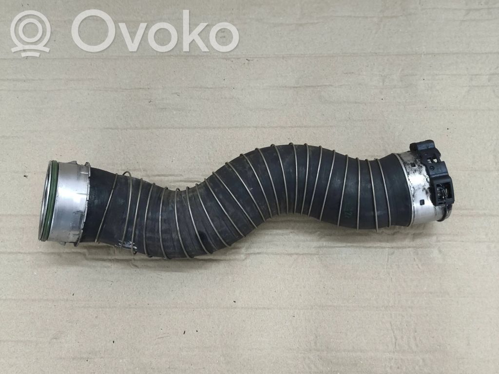 BMW 3 E90 E91 Intercooler hose/pipe 