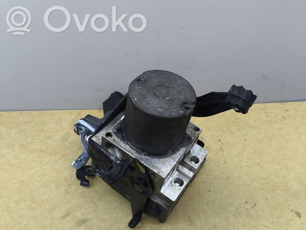 BMW 5 E60 E61 ABS Pump 
