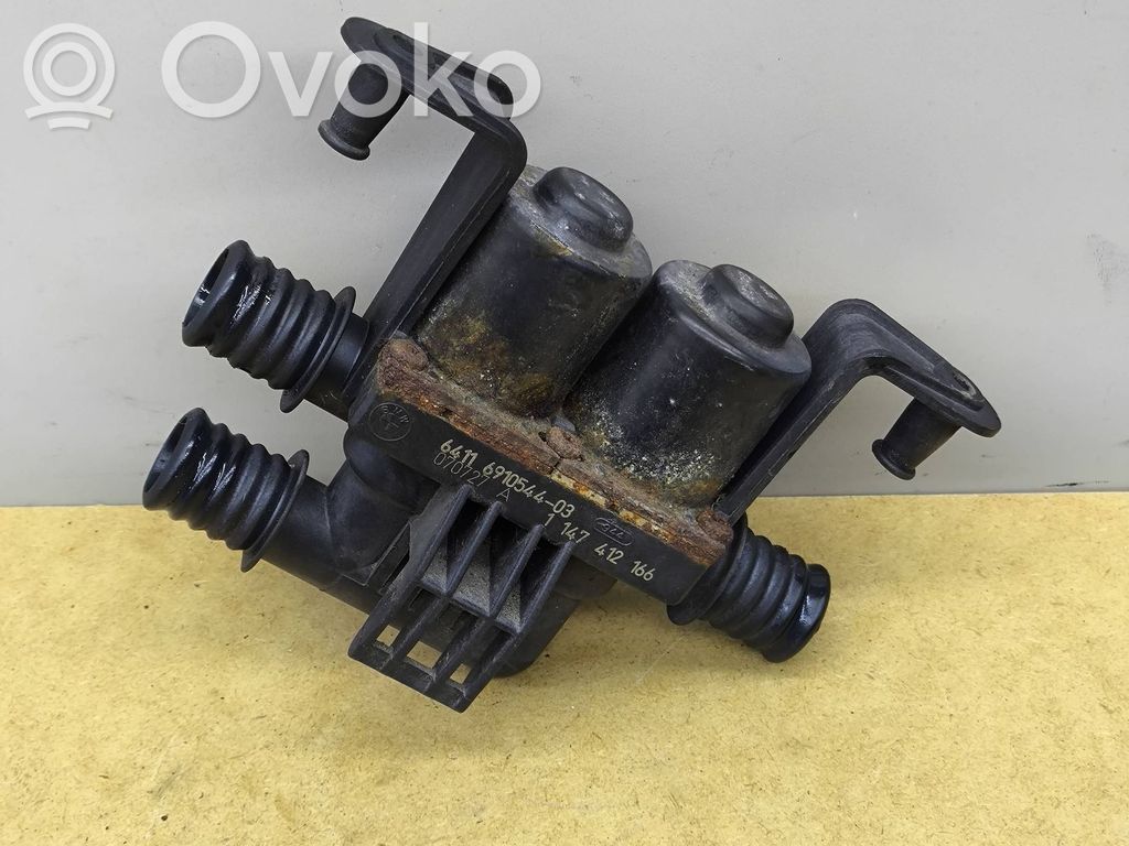 BMW X5 E70 Coolant heater control valve 