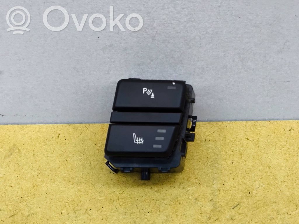 BMW 5 E60 E61 Seat heating switch 