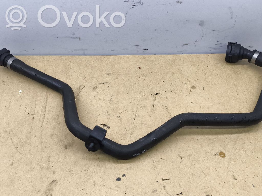 BMW 5 F10 F11 Engine coolant pipe/hose 
