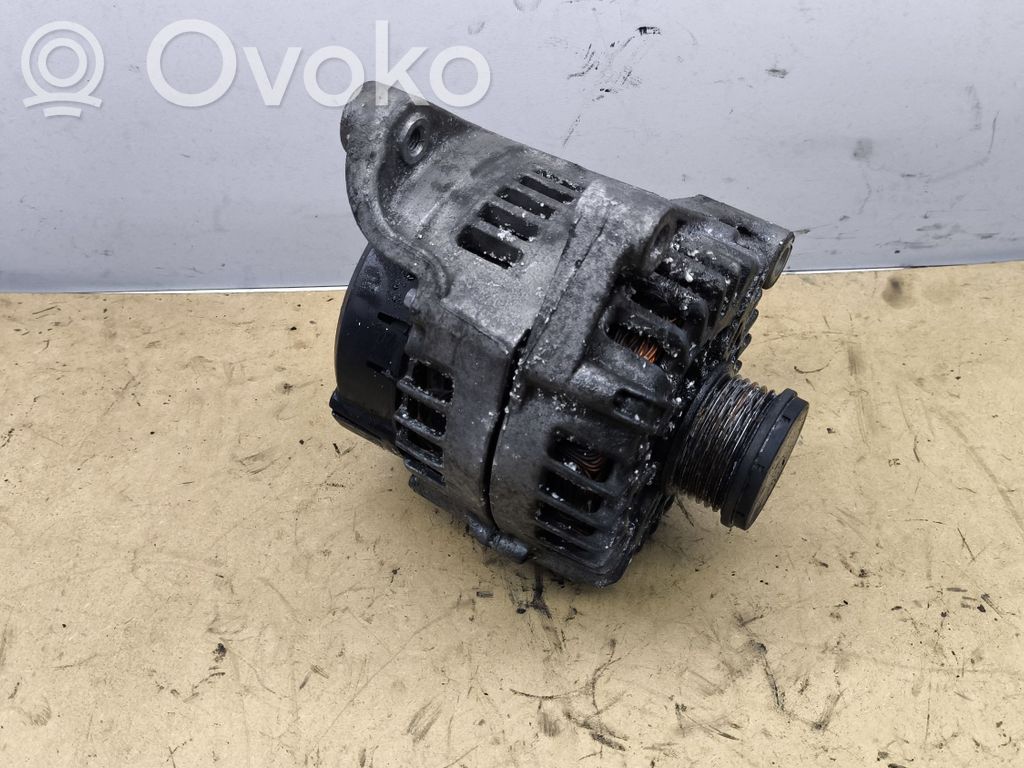 BMW 3 F30 F35 F31 Ģenerators 