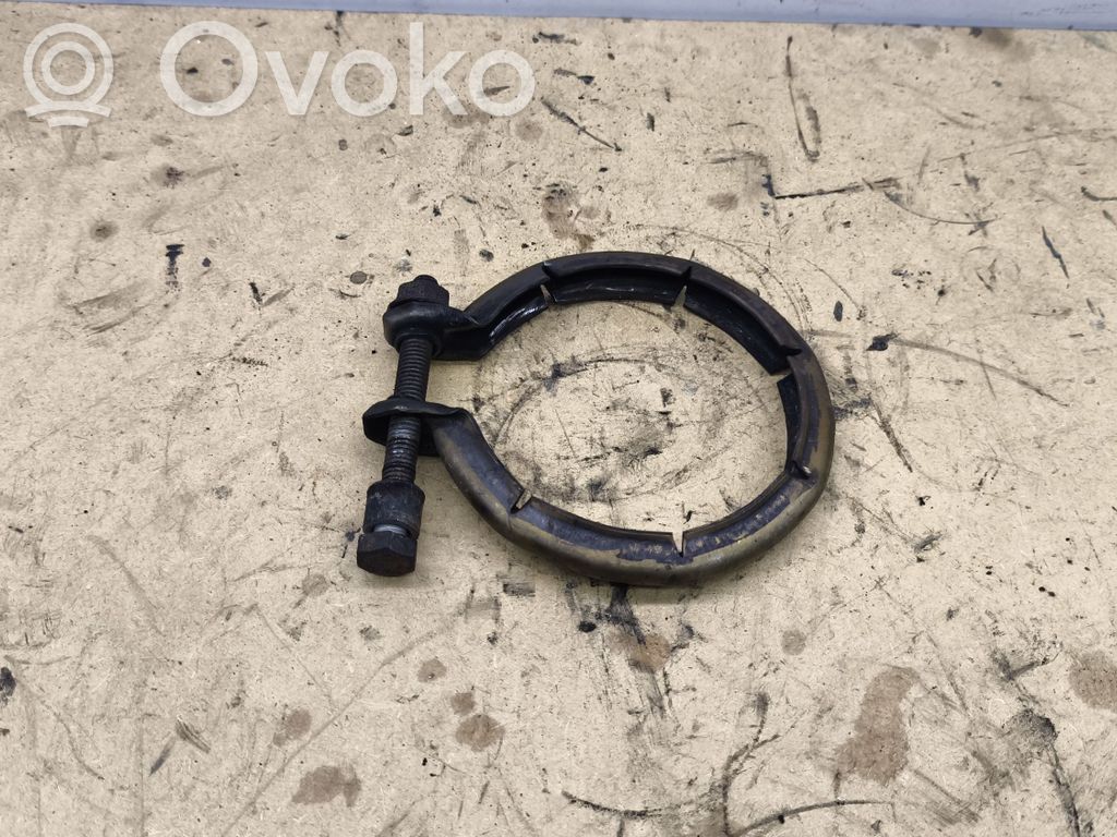 BMW 3 F30 F35 F31 Muffler pipe connector clamp 