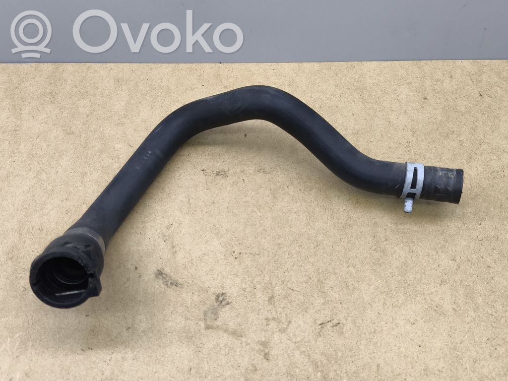 BMW 3 E90 E91 Engine coolant pipe/hose 