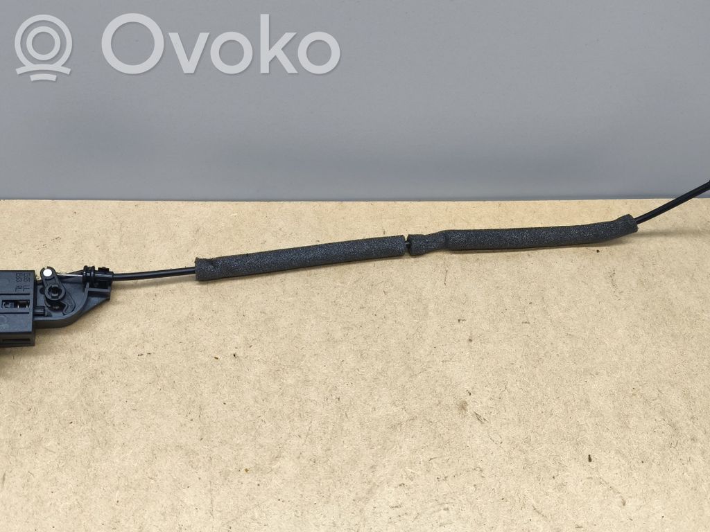 BMW 7 E65 E66 Glove box opening button 