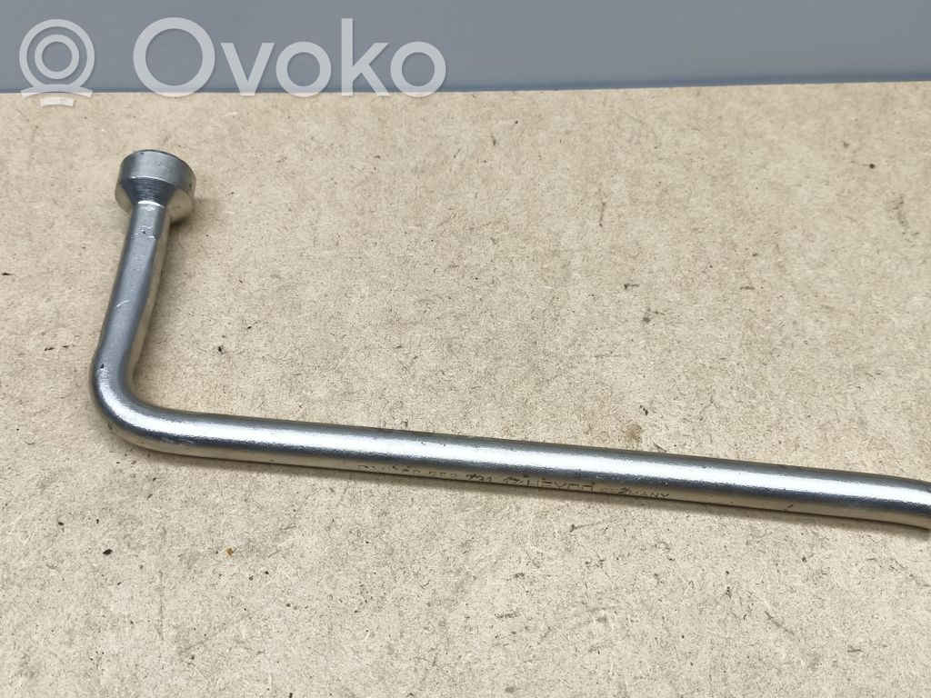 BMW 7 E65 E66 Wheel nut wrench 