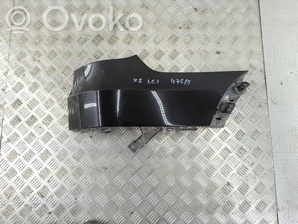 BMW X5 E70 Moldura de la esquina del parachoques trasero 