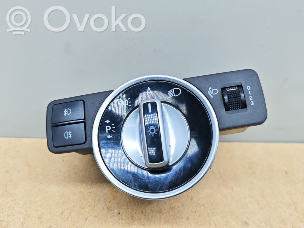 Mercedes-Benz C W204 Interruptor de luz 