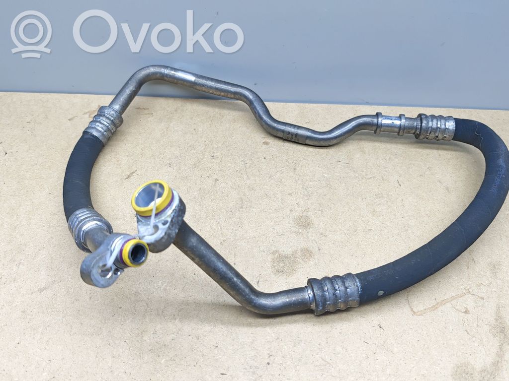 BMW X5 E70 Air conditioning (A/C) pipe/hose 