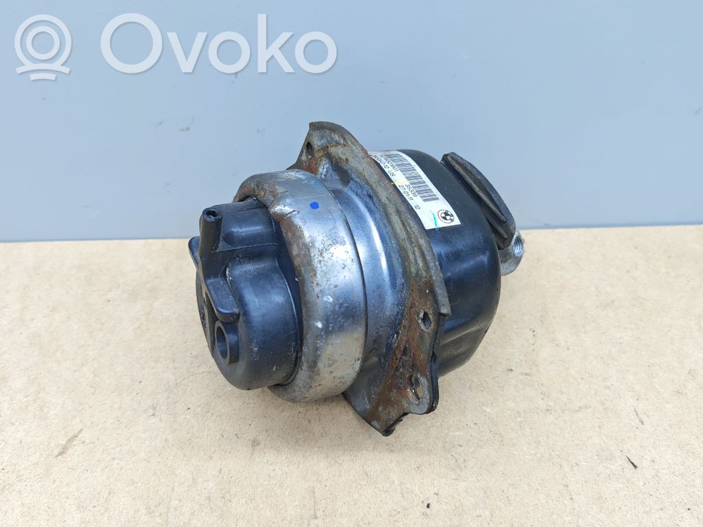 BMW X5 E70 Engine mount bracket 