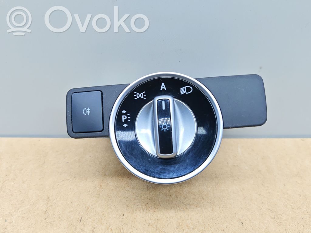 Mercedes-Benz C W204 Interruptor de luz 