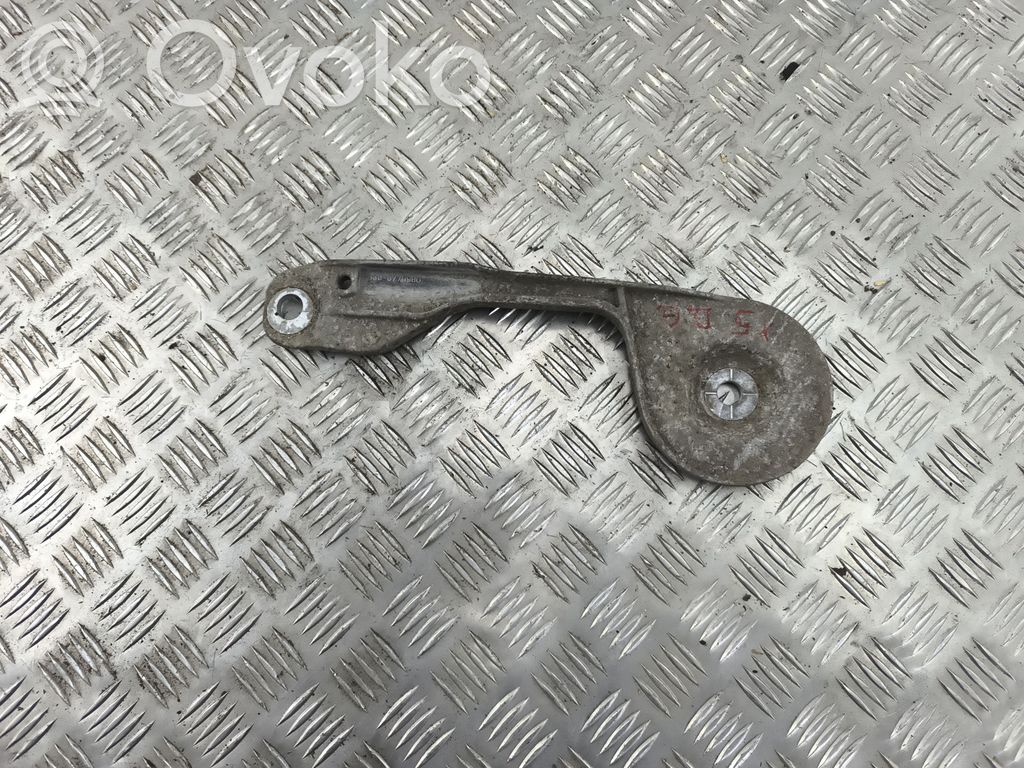 BMW X5 E70 Cits aizmugures šasijas elements 