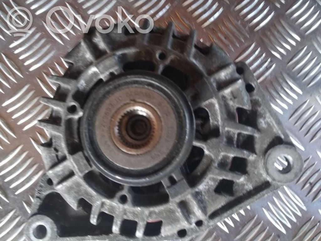 Volkswagen PASSAT B5 Alternator 