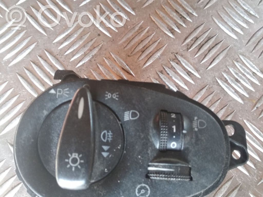 Light switch   98AG13A024AG