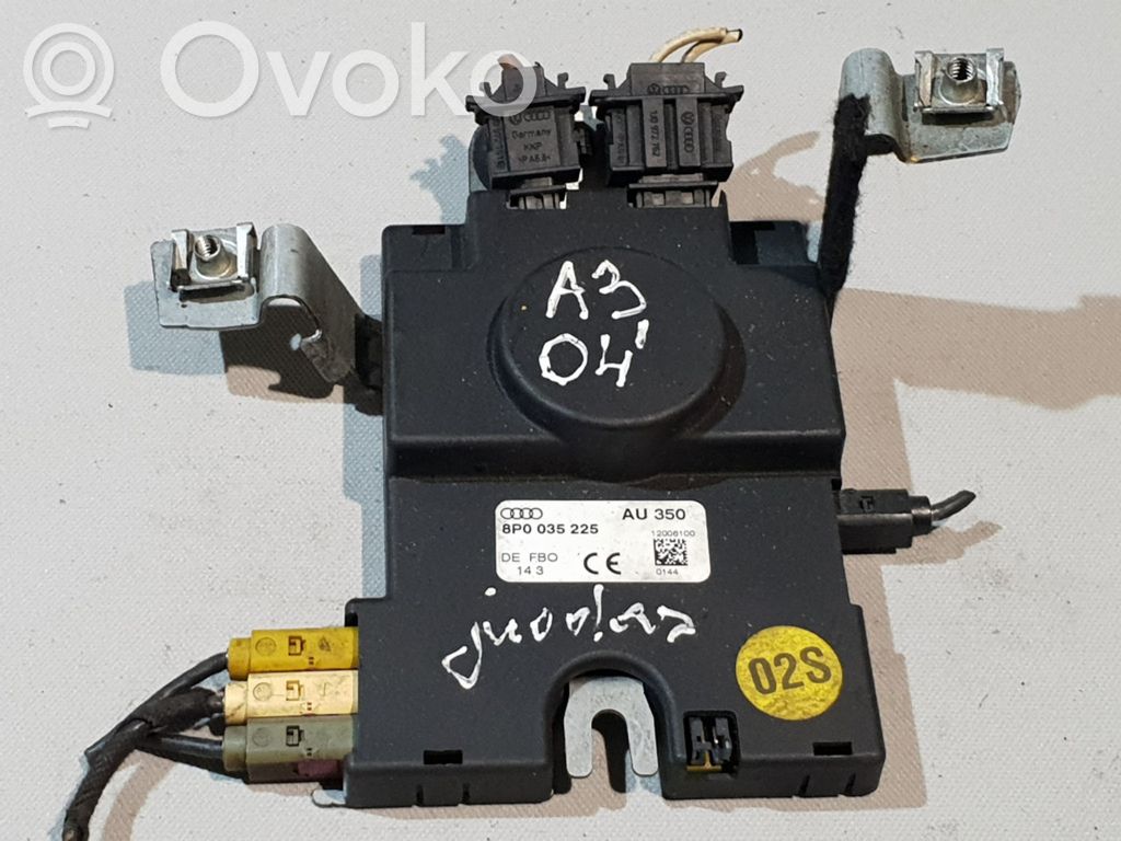 Antenos stiprintuvas   8P0035225