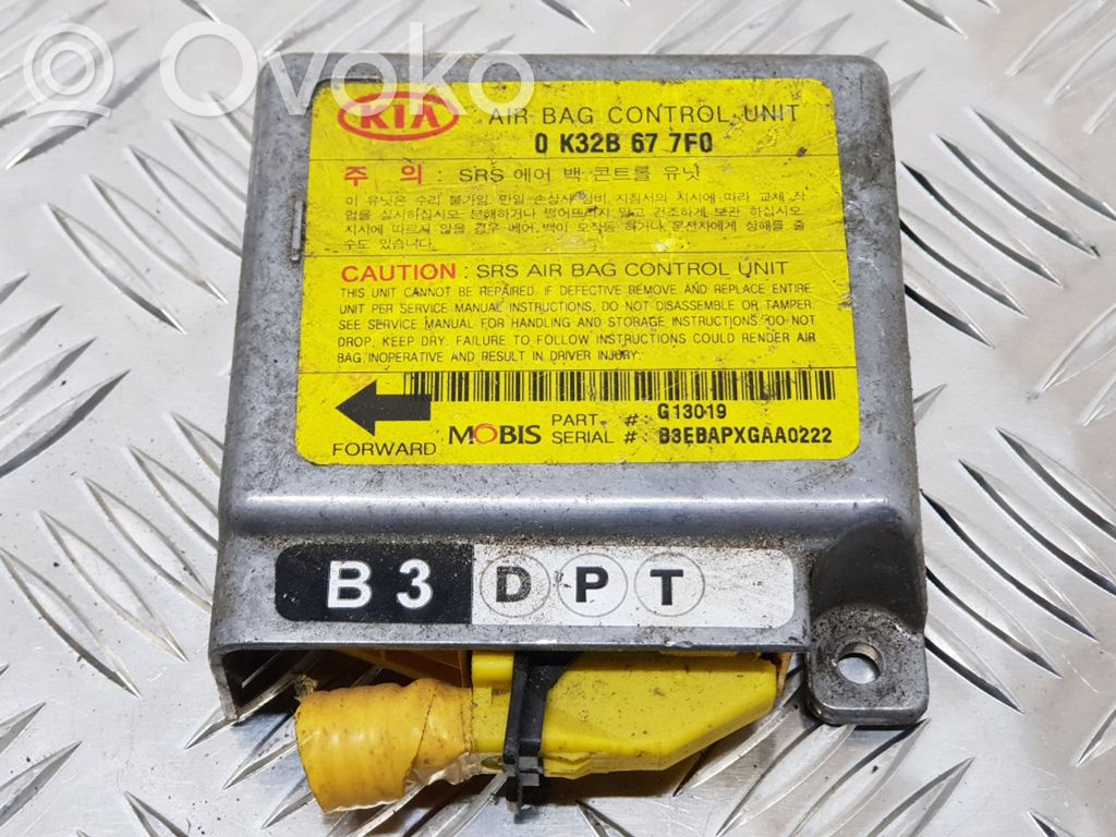 Airbag control unit/module   0K32B677F0
