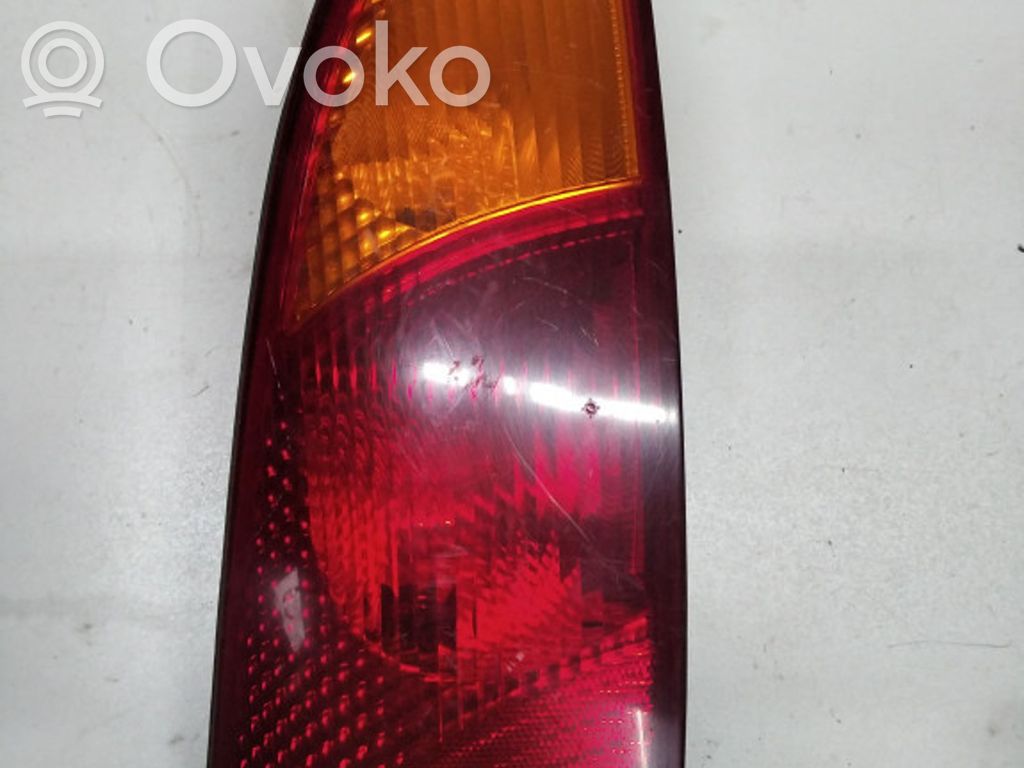 Lampa tylna