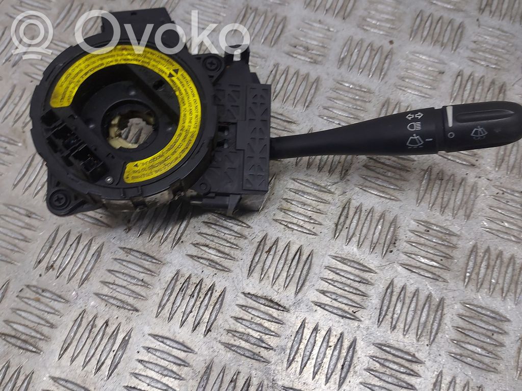 Suuntavilkun vipu   04685922AB