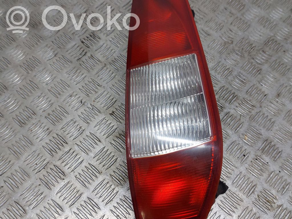 Rear/tail lights