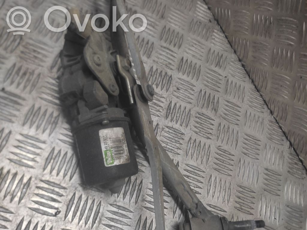 Renault Clio III Wischergestänge vorne 