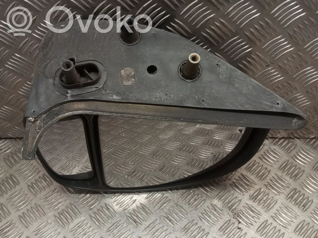 Manual wing mirror