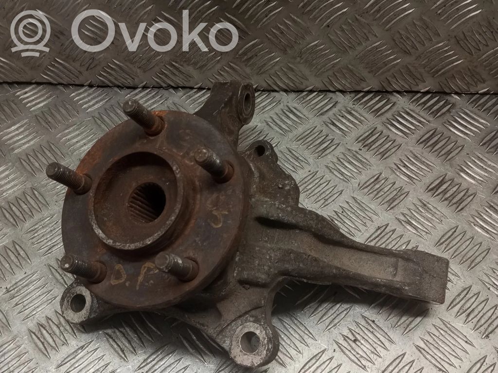 Front wheel hub