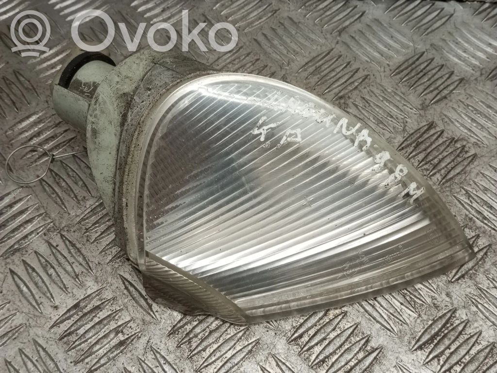 Renault Laguna I Front indicator light 