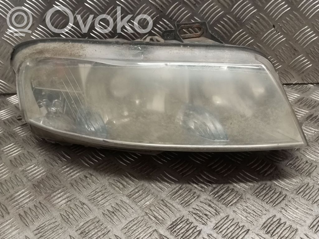 Headlight/headlamp   467807920