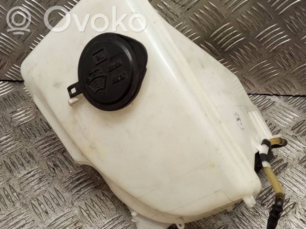 Langų skysčio bakelis   060351618