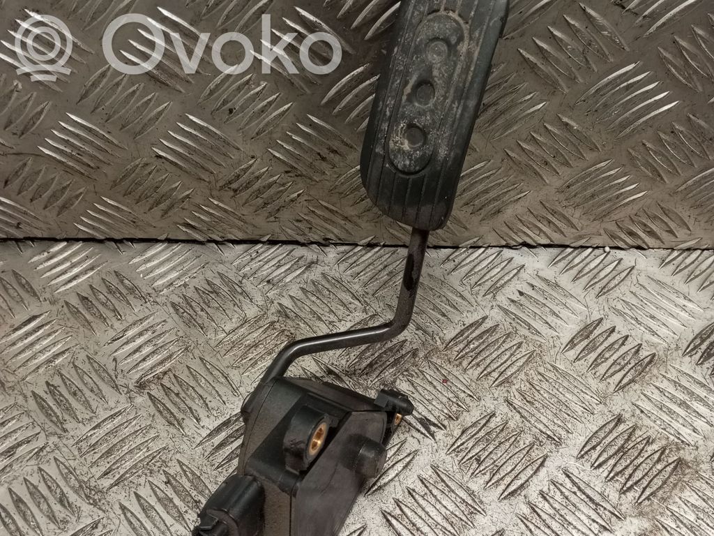 Pédale d'accélérateur   2586C,18002AX700,10590