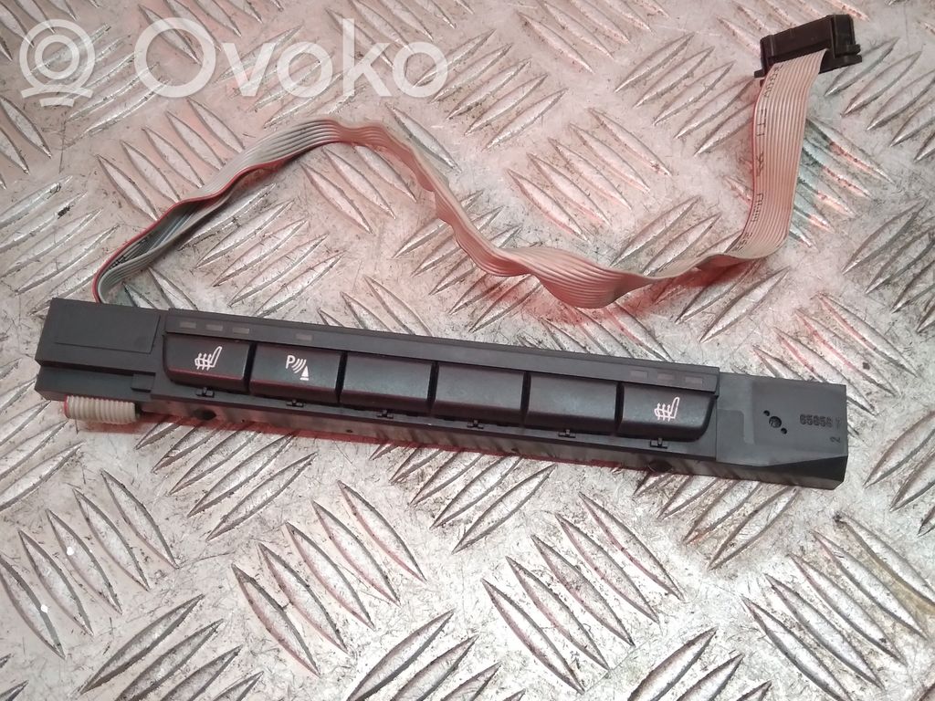 Sėdynių šildymo jungtukas   6962591
