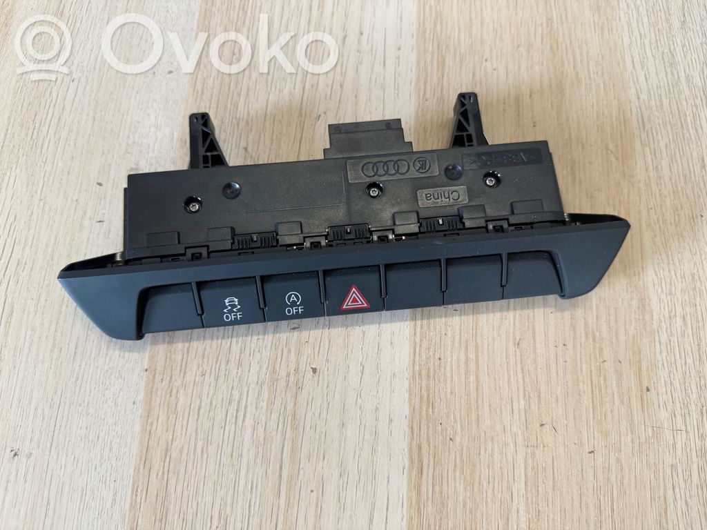 Audi A1 Hazard light switch 