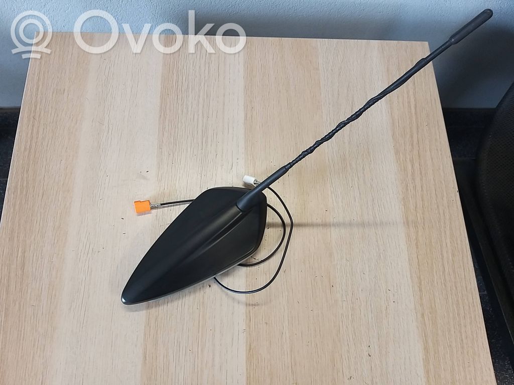 Citroen C4 III e-C4 Antenne GPS 