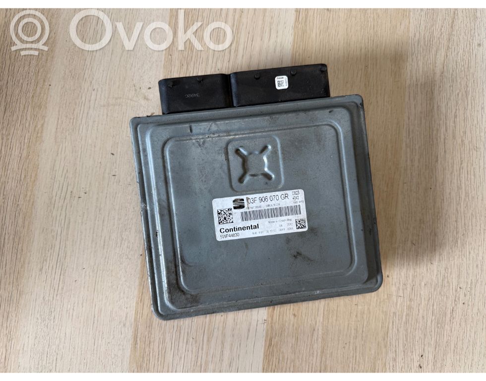 Seat Ibiza IV (6J,6P) Engine control unit/module 